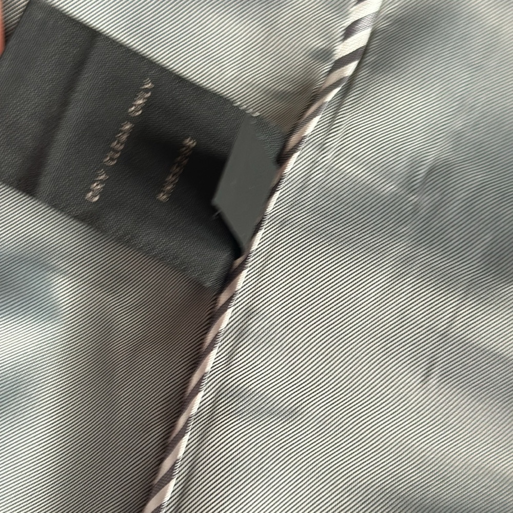 Express Light Gray 2 Button Blazer NWT 40R - Picture 10 of 13